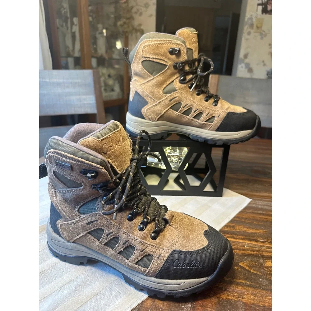 Cabelas youth hiking